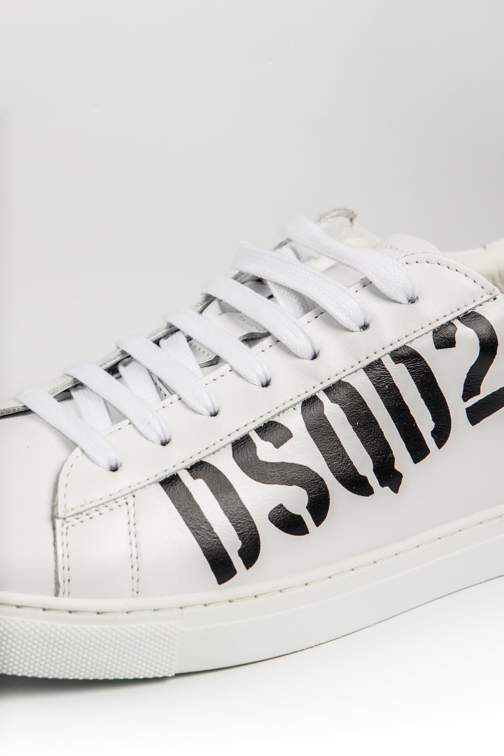 Dsquared2 Sneakers con logo "DSQ2"